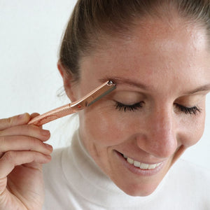 pandoo Augenbrauen-Rasierer Augenbrauen-Rasierer aus Metall | inkl. 4 Klingen | 2 Farben