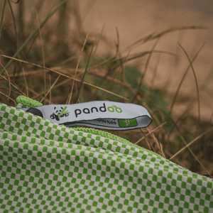 pandoo Reisehandtuch Reisehandtuch mit Bambus Aktivkohlefasern